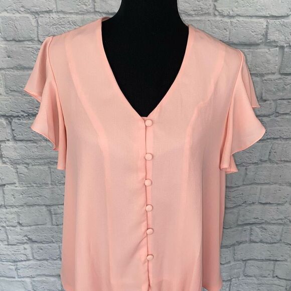 Women tie front button up top w/ruffle shortsleeves & v-cut neckline size Medium - Picture 3 of 9